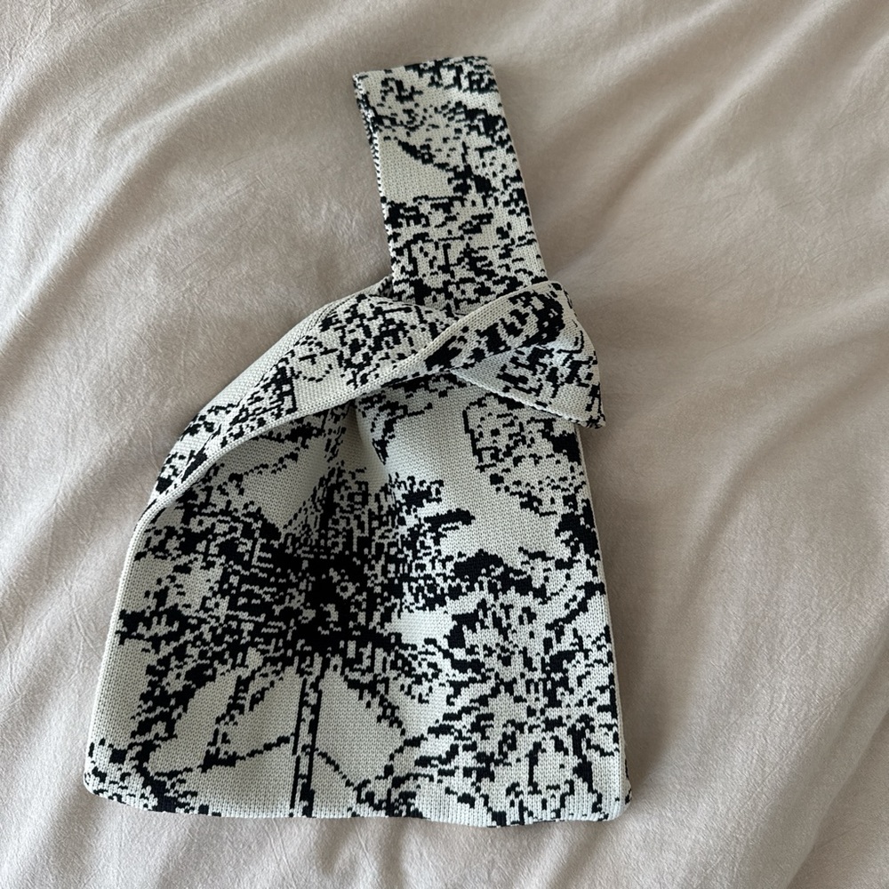 Knit palm tree bag